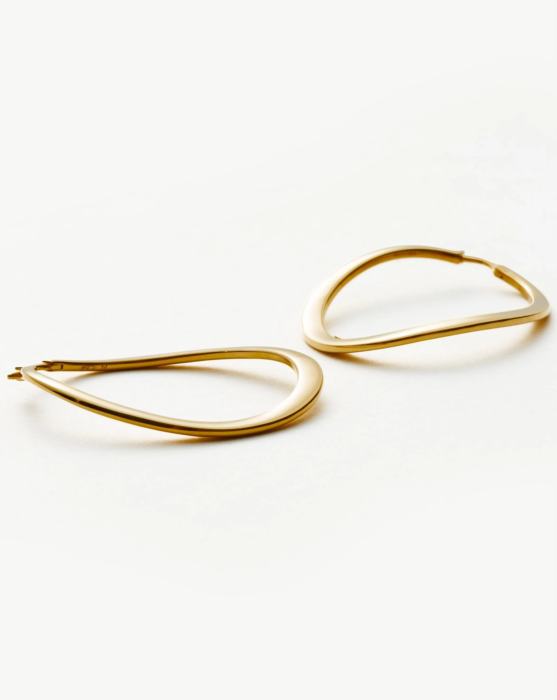 Classic Curve Large Hoop Earrings | 18ct Gold Plated Vermeil