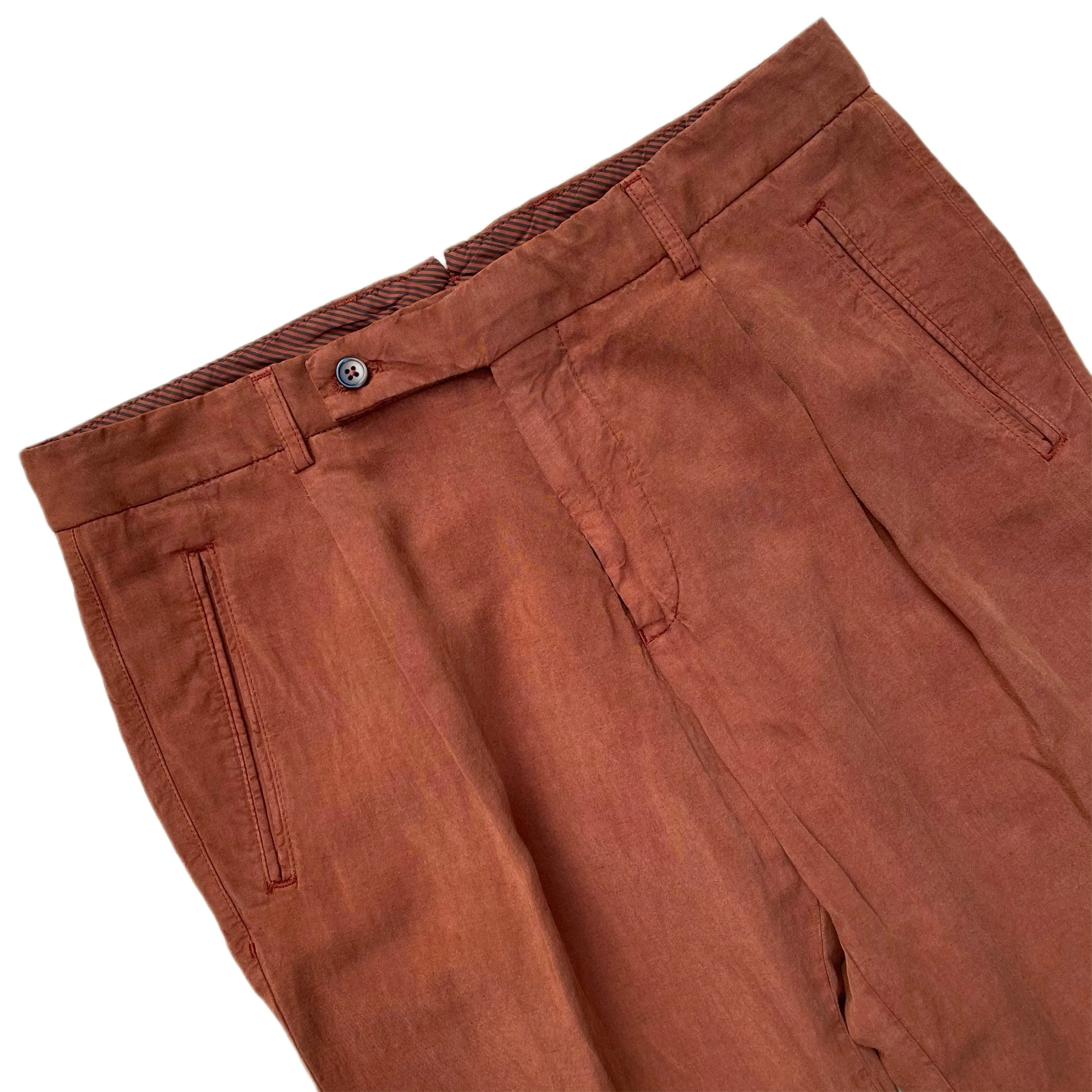 FRESH Lyocell Linen One-Pleat Chino Pants In Brick Red