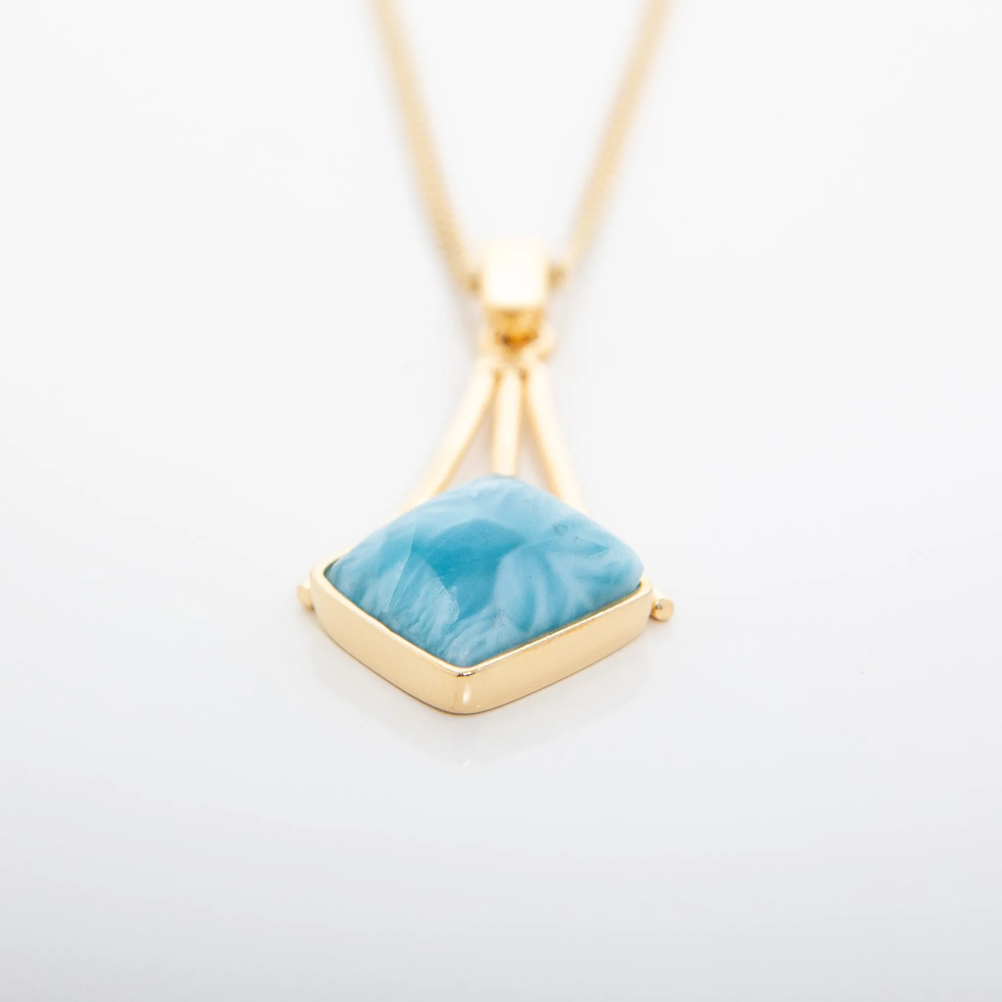 Larimar Pendant Vielka