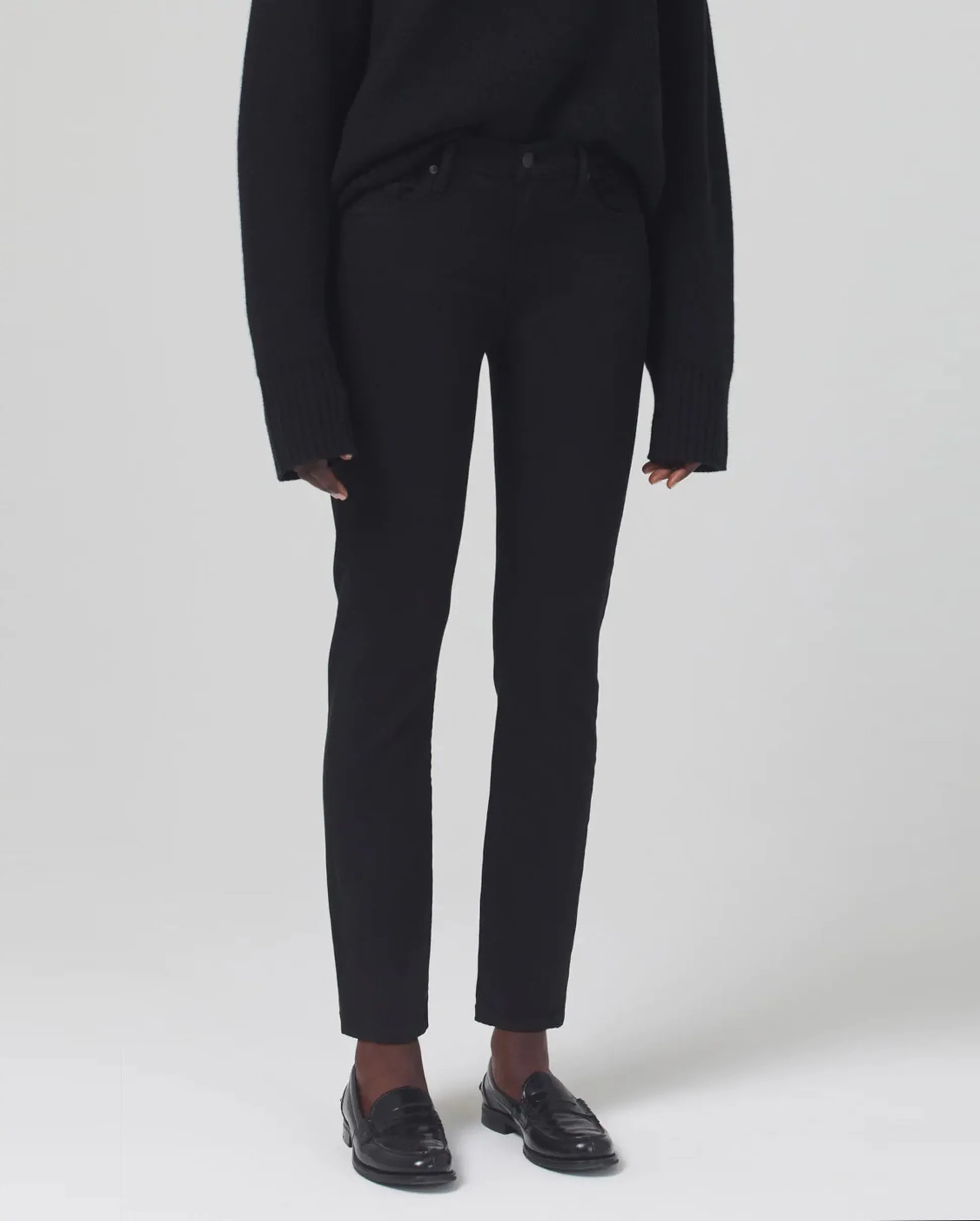 SKYLA MID RISE SLIM STRAIGHT / PLUSH BLACK