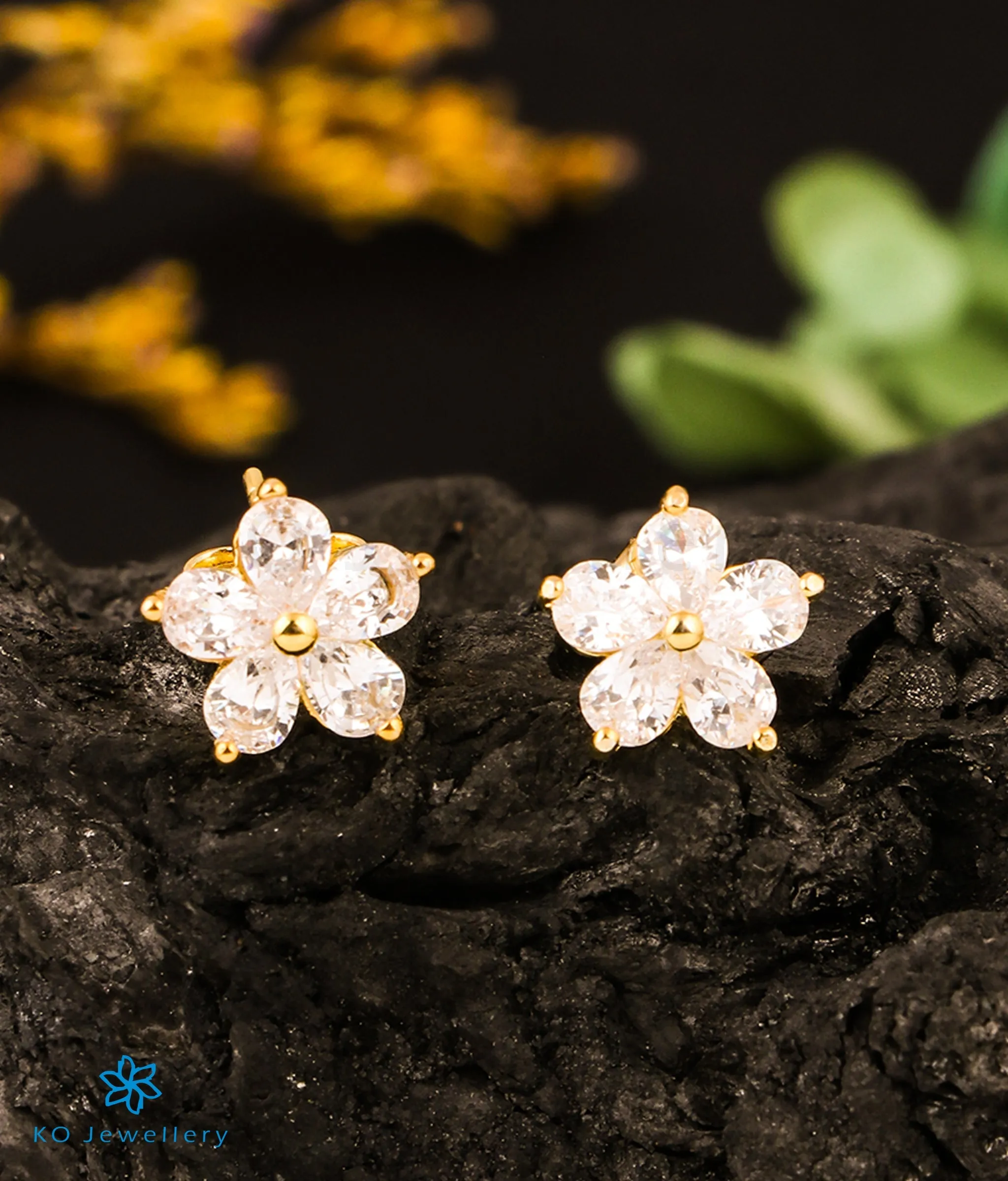 The Enchanting Flower Silver Rosegold Earstuds