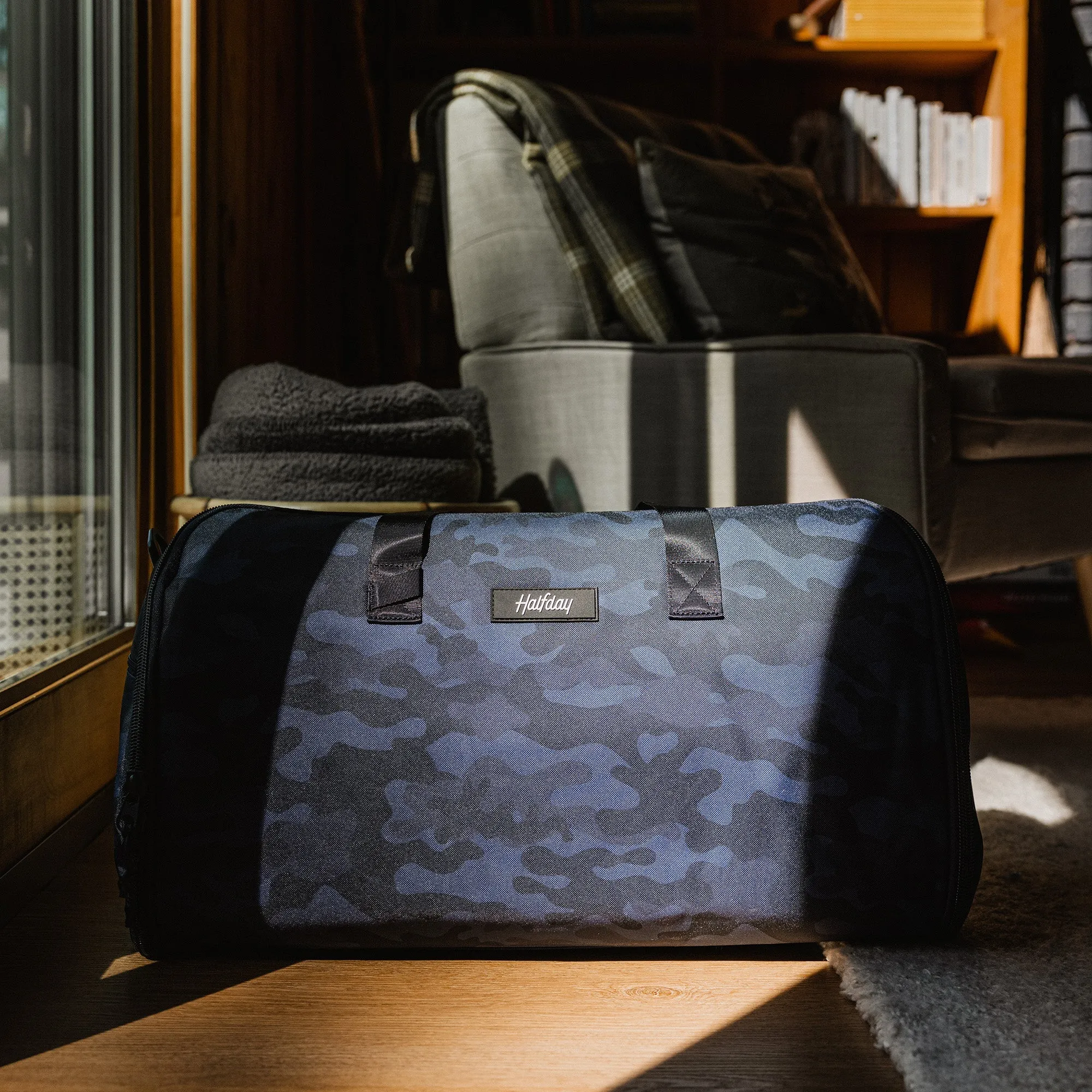 The Garment Duffel 45L