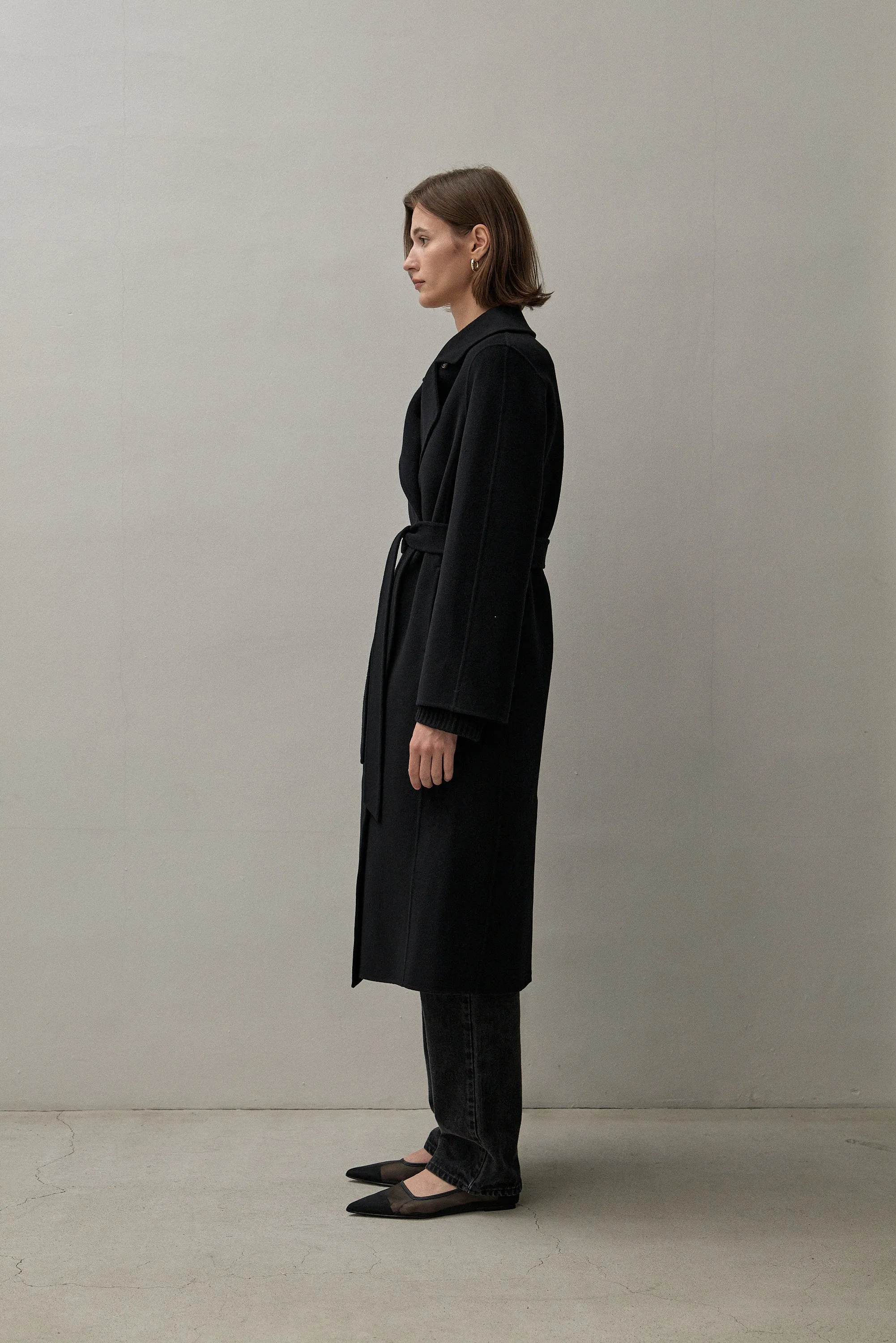 THE TAILORED COAT - BLACK