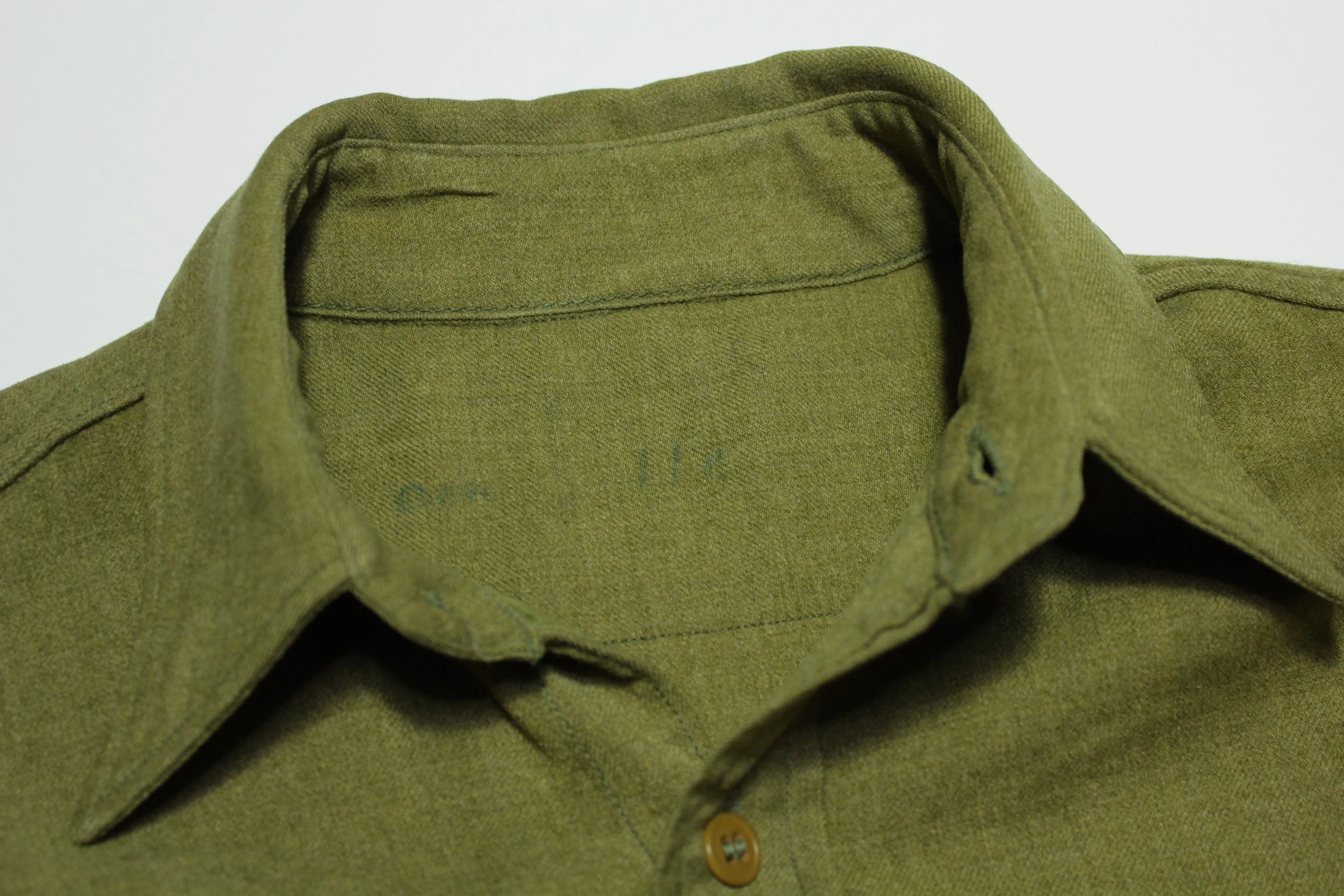 US ARMY WW2 M37 Wool Vintage 1940's Field Service Military Shirt With Brown Buttons